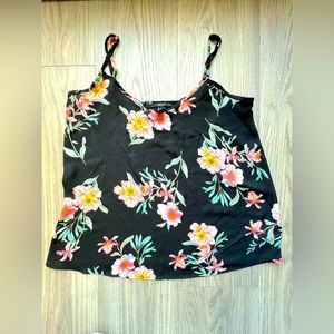 Forever21 Black Floral V-neck Cami Top with adjustable straps